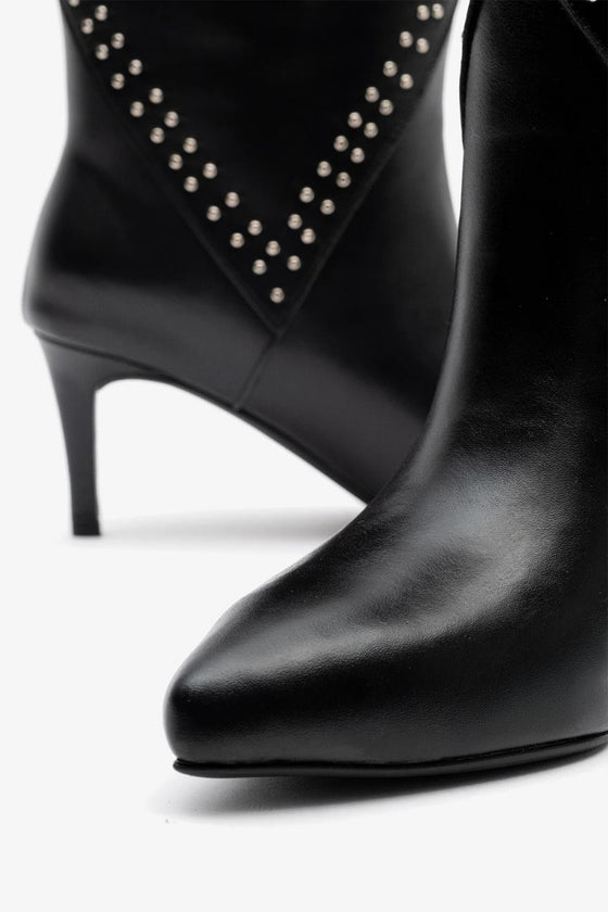 KADIN SİYAH ZIMBALI HAKİKİ DERİ BOT 20516