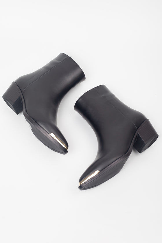 KADIN SİYAH GOLD DETAYLI HAKİKİ DERİ KOVBOY BOT 20509