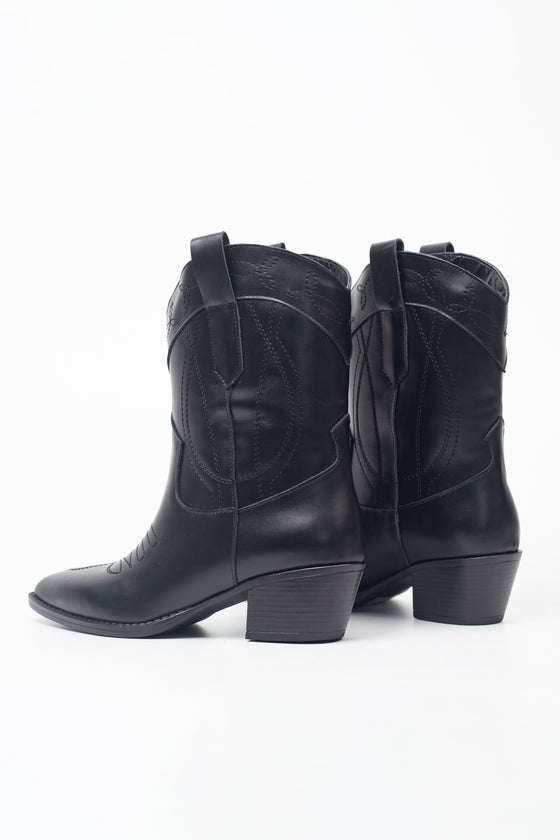 KADIN SİYAH HAKİKİ DERİ KOVBOY BOT 20522