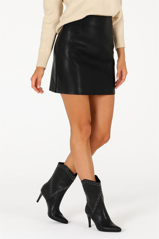 KADIN SİYAH ZIMBALI HAKİKİ DERİ BOT 20516